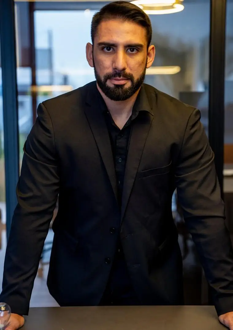 Eduardo Ogliari Vera